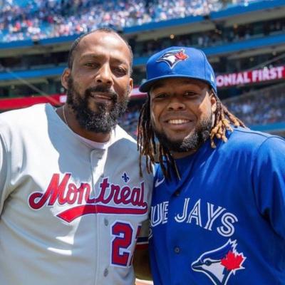 Vladimir Guerrero Jr. se une a su padre en una élite de jonroneros en postemporada