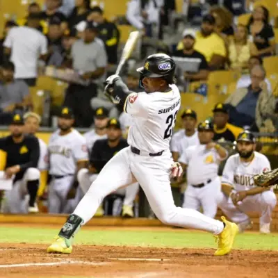 Festival de carreras en el Estado del Cibao: Águilas derrotan por 15 a 10 a las Estrellas