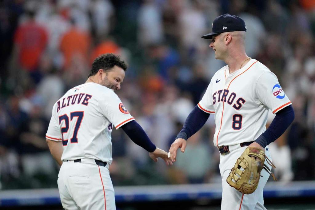 Astros sobreviven a Rockies 4-3: Altuve conecta un jonrón y Abreu firma la novena salvada
