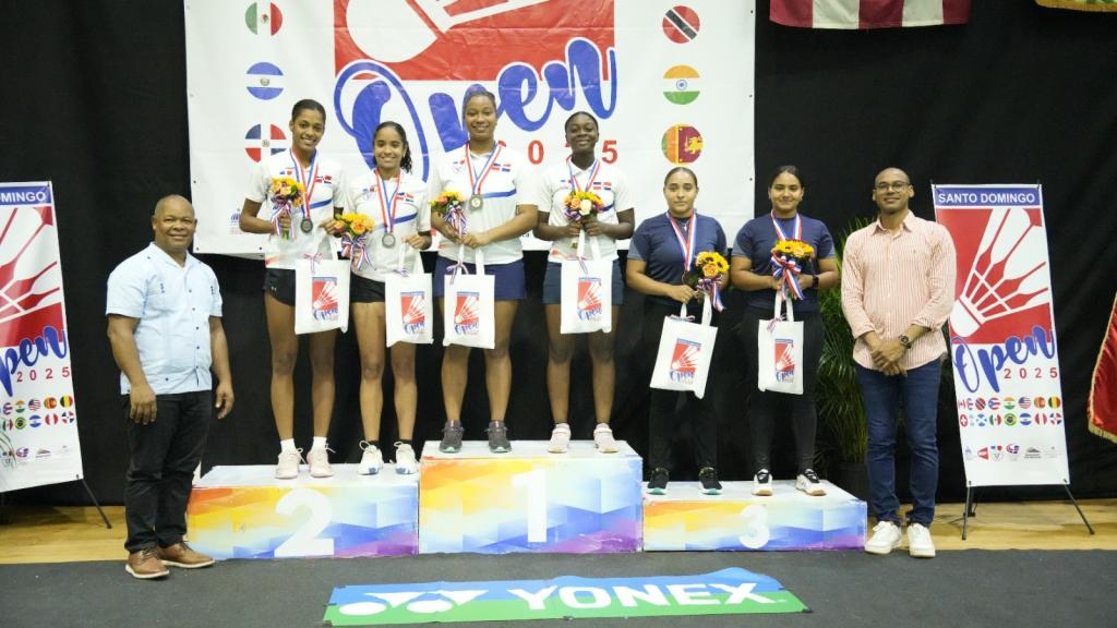 Dominicana se luce en casa: oro y plata en dobles femenino del SD Open Internacional de Bádminton 2025