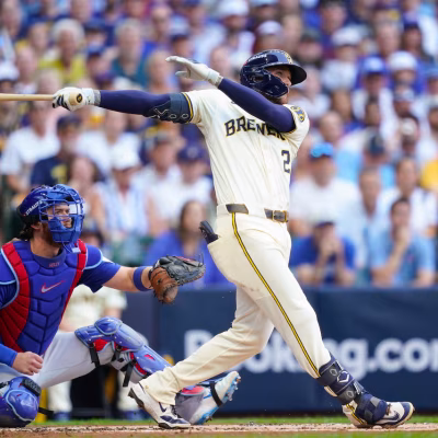 Los Brewers dominan el segundo duelo de la serie divisional ante Cubs