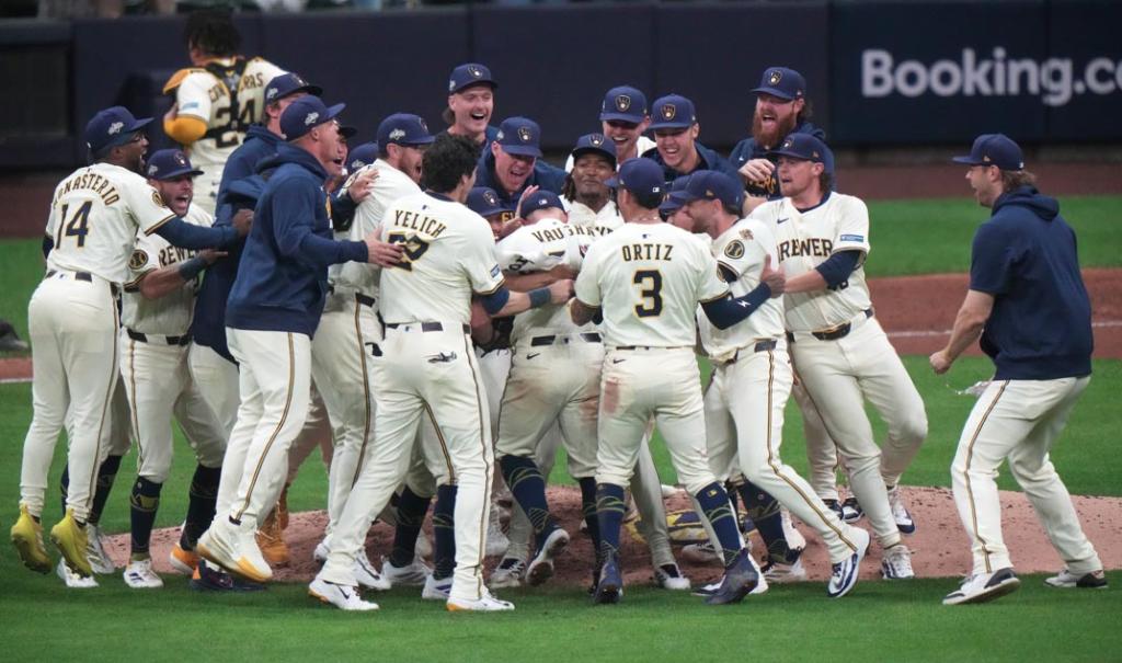 Brewers espantan todos los fantasmas: vencen 3-1 a los Cubs y avanzan a la Serie de Campeonato NL