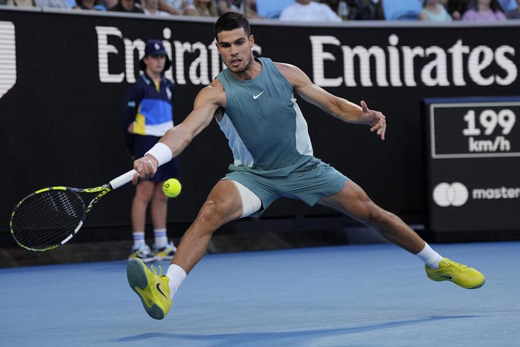 Alcaraz avanza con autoridad a cuartos de final en el Abierto de Australia