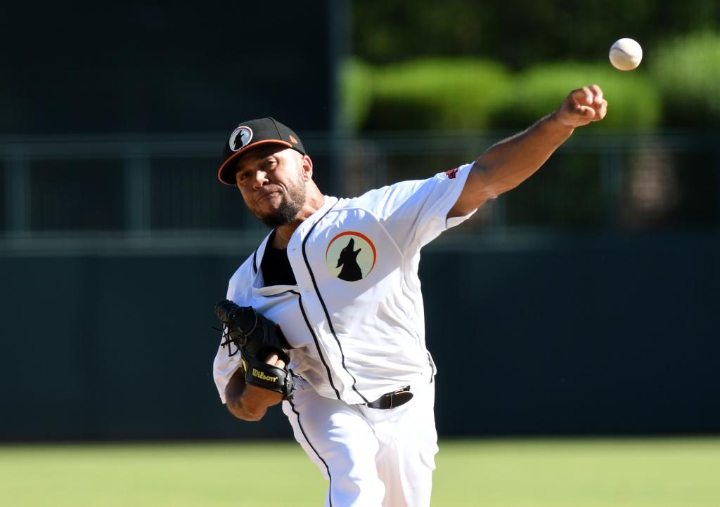 Los Gigantes del Cibao refuerzan su bullpen con el zurdo Clayton Andrews