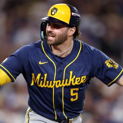 Milwaukee silencia el Dodger Stadium y queda a un triunfo de la Serie Mundial