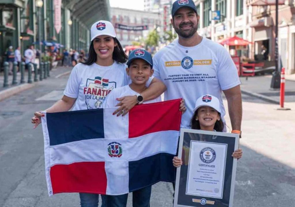 Jepssy Beltré bate récord Guinness al visitar los 30 estadios de la MLB en 25 días