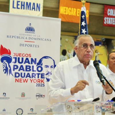 El ministro Kelvin Cruz clausura los Juegos Juan Pablo Duarte NY 2025 con una gala de fiesta y cultura dominicana