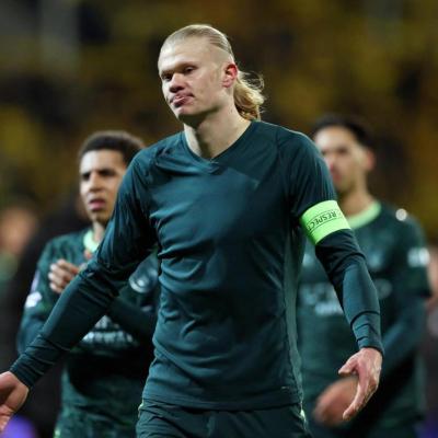 Jugadores del Manchester City reembolsarán entradas a hinchas tras derrota en Noruega