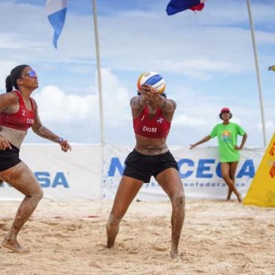 Yari Cleto y Julibeth Payano sacan boleto al Mundial de Voleibol de Playa en Australia