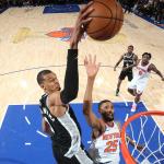Spurs golpean en Nueva York y reabren las Finales de la NBA