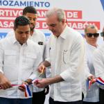 Presidente Abinader inaugura remozamiento del Polideportivo en Dajabón