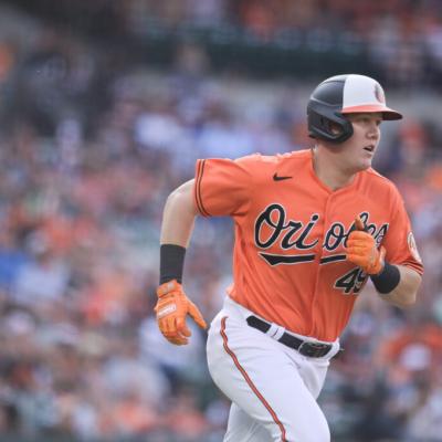 Las Estrellas Orientales refuerzan su alineación con el estadounidense Josh Lester