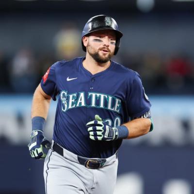 Cal Raleigh entra en la leyenda: 60 jonrones y récord histórico