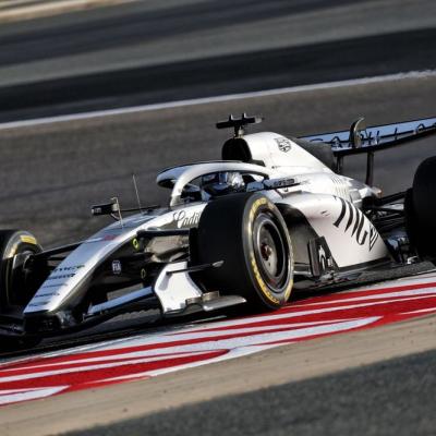 Checo Pérez protagoniza documental de Keanu Reeves sobre el debut de Cadillac en Fórmula 1