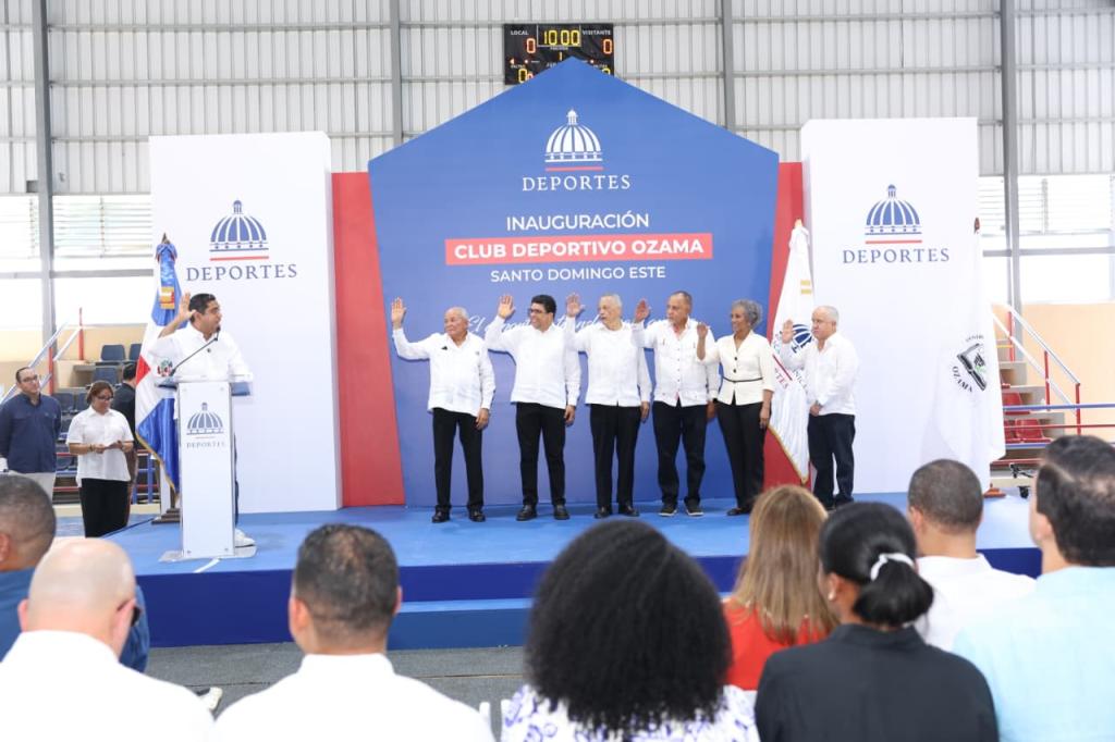 Inauguran polideportivo en Ensanche Ozama con inversión de RD$92 millones